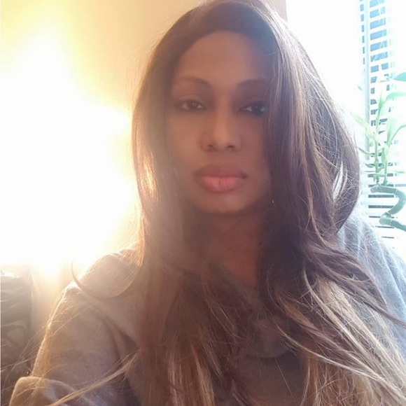 Meet your Posher, Raquel - Picture 2 of 7